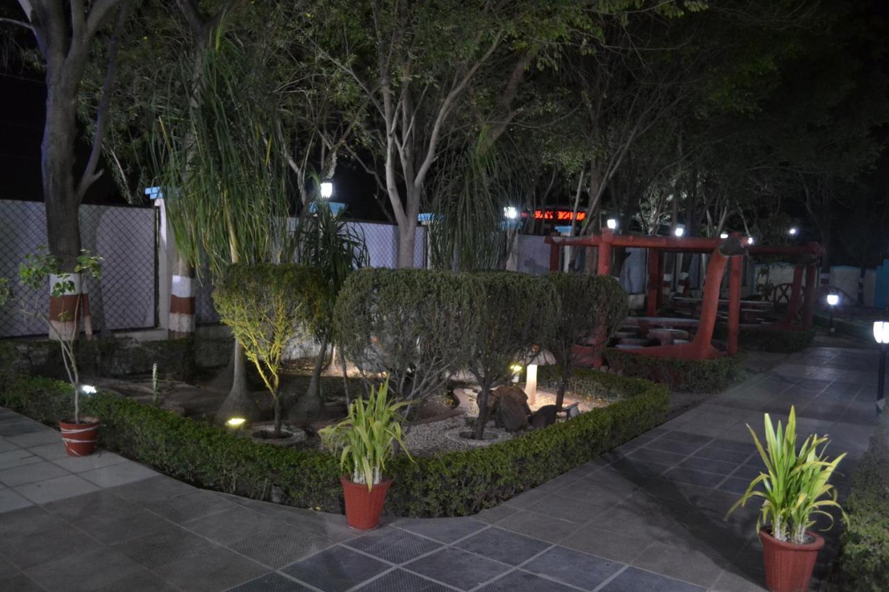 Fun And Food Resort & Holidays Harsola Bagian luar foto